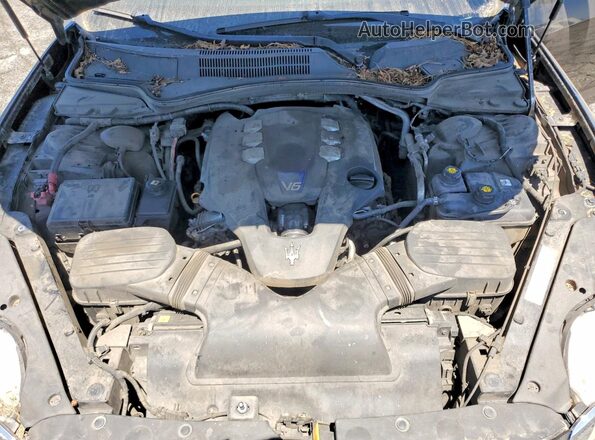 ZAM56RPS4H1235504 2017 MASERATI QUATTROPOR Black Вид задньої частини салону