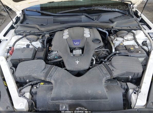 ZAM56RRA6H1232396 2017 MASERATI QUATTROPOR Белый Вид сзади
