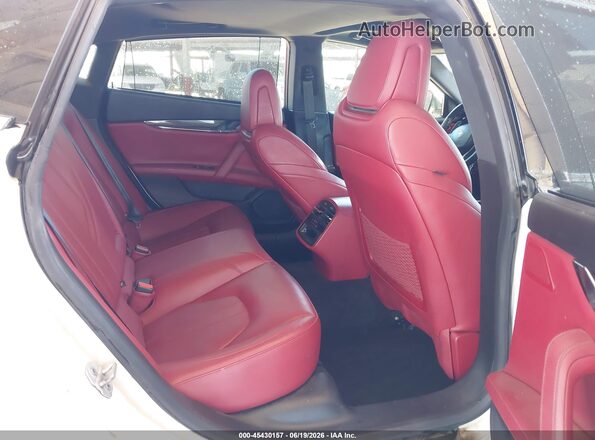 ZAM56RRS2H1225096 2017 MASERATI QUATTROPOR White Vista de la etiqueta del VIN