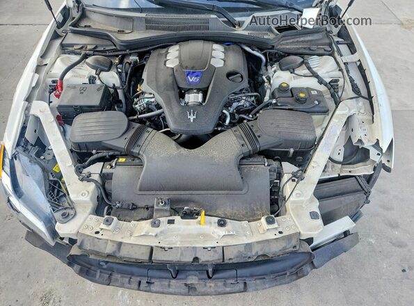 ZAM56YPAXJ1291793 2018 MASERATI QUATTROPOR White Սալոնի հետևի տեսք