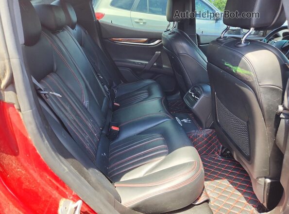 ZAM57RTAXG1185300 2016 MASERATI GHIBLI Red Հետևի նստատեղերի տեսք