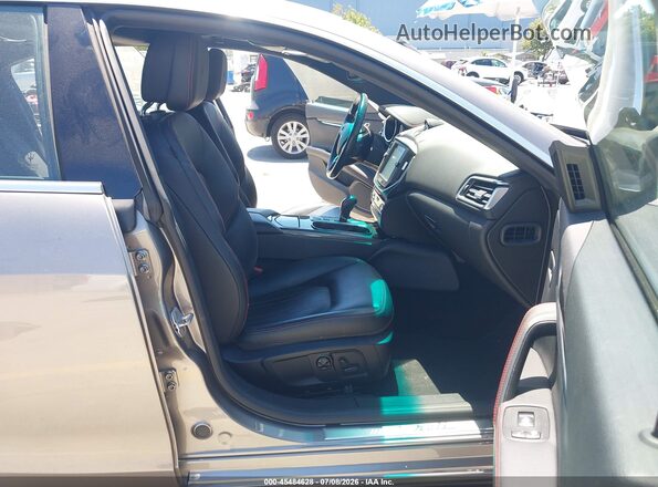 ZAM57XSA4G1167039 2016 MASERATI GHIBLI Gray Front interior view