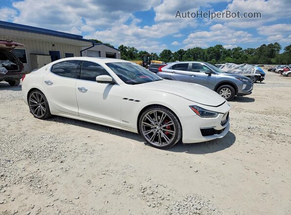 ZAM57YTL6K1325878 2019 MASERATI GHIBLI White Delantero derecho