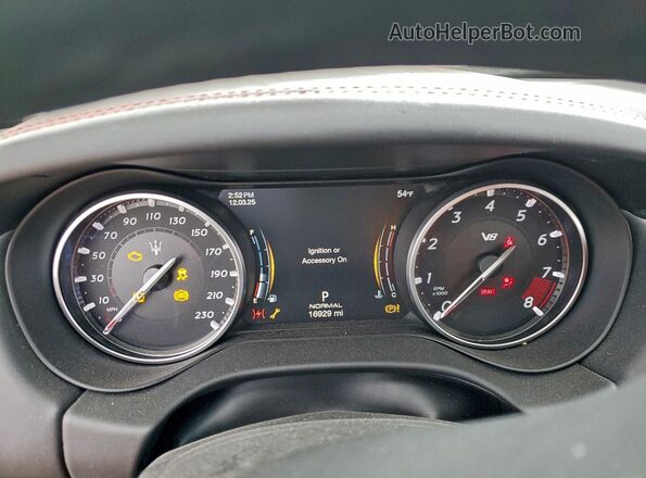 ZAM57ZST7NX398329 2022 MASERATI GHIBLI Silver Սարքավորումների վահանակի տեսք