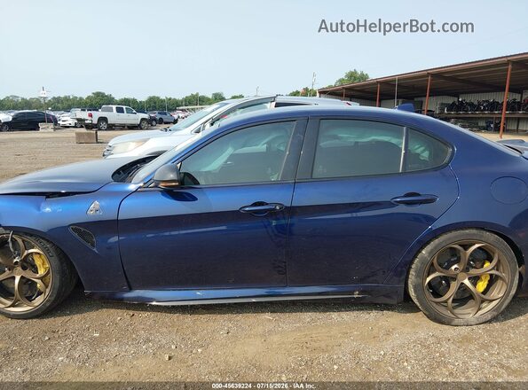 ZARFAEAV1J7590268 2018 ALFA ROMEO GIULIA Blue 