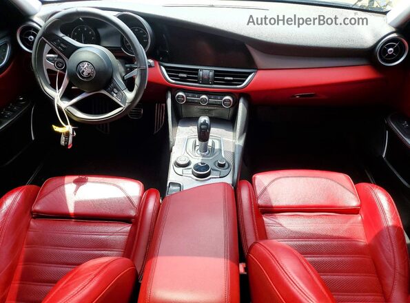 ZARFAECN2J7583021 2018 ALFA ROMEO GIULIA Gray Вид панелі приладів