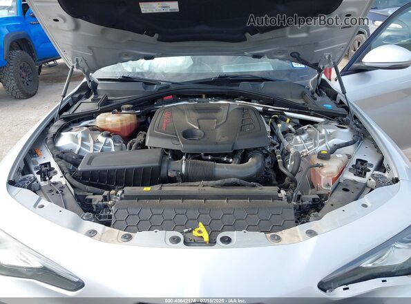 ZARFAECN3J7580788 2018 ALFA ROMEO GIULIA Серебряный Вид сзади