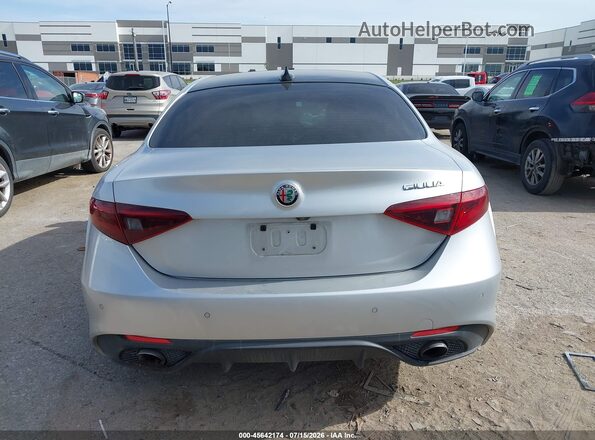 ZARFAECN3J7580788 2018 ALFA ROMEO GIULIA Серебряный 