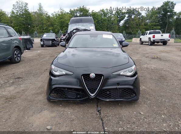 ZARFAECN4H7537846 2017 ALFA ROMEO GIULIA Black Instrument cluster view