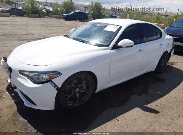 ZARFAECN4J7576197 2018 ALFA ROMEO GIULIA White Передня ліва чверть