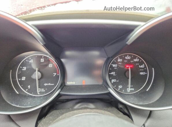 ZARFAECN5H7536818 2017 ALFA ROMEO GIULIA Red Սարքավորումների վահանակի տեսք