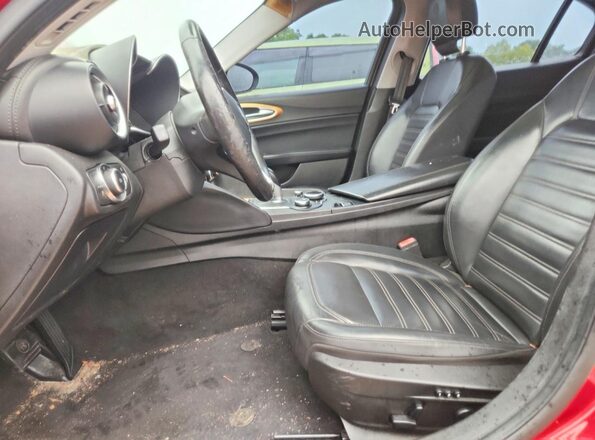 ZARFAECN5H7536818 2017 ALFA ROMEO GIULIA Red Սալոնի դիմացի տեսք