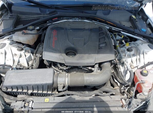 ZARFAEEN5J7569949 2018 ALFA ROMEO GIULIA White Rear view