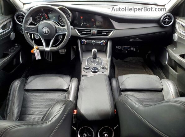 ZARFAEEN9J7589847 2018 ALFA ROMEO GIULIA Blue Вид панелі приладів