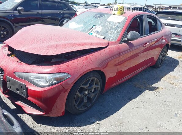 ZARFAMAN0M7639037 2021 ALFA ROMEO GIULIA Red Vista tres cuartos delantera izquierda