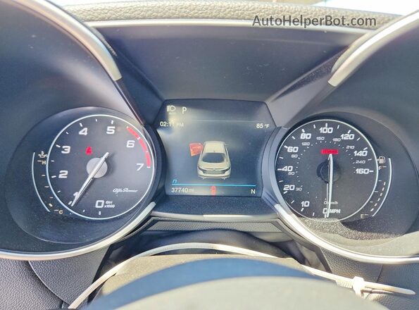 ZARFAMAN2N7654057 2022 ALFA ROMEO GIULIA Серебряный Вид щитка приборов