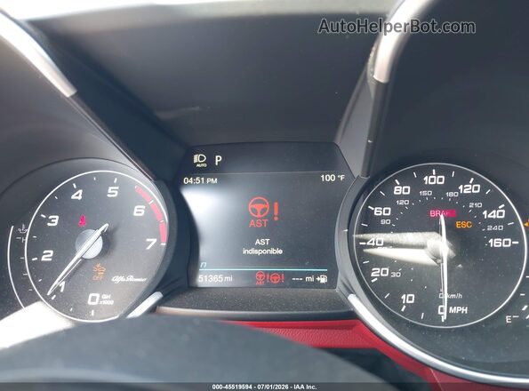 ZARFAMAN6L7629871 2020 ALFA ROMEO GIULIA Gray Widok tylnych siedzeń