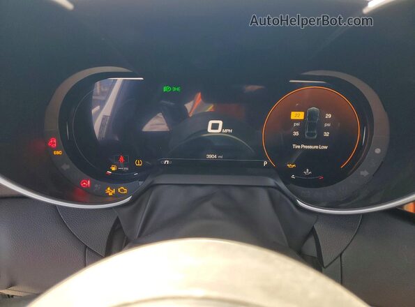 ZARFAMAN8R7677526 2024 ALFA ROMEO GIULIA White ხელსაწყოთა პანელის ხედი