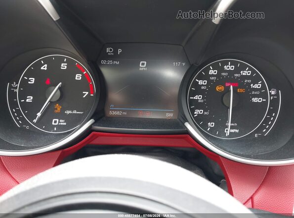 ZARFAMAN9M7644317 2021 ALFA ROMEO GIULIA White Widok tylnych siedzeń