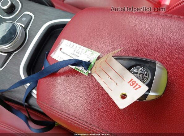 ZARFAMAN9M7644317 2021 ALFA ROMEO GIULIA White Widok deski rozdzielczej