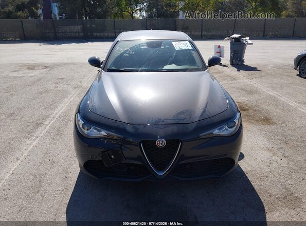 ZARFAMBN0K7605904 2019 ALFA ROMEO GIULIA Gray 