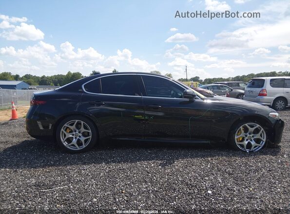 ZARFAMBN0L7630481 2020 ALFA ROMEO GIULIA Black უკანა სალონის ხედი