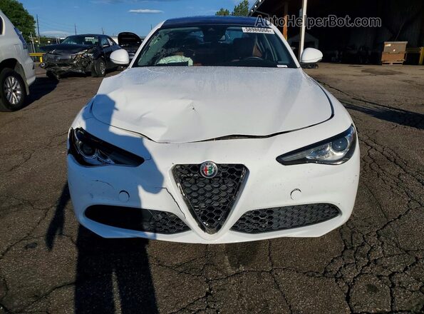 ZARFAMBN5K7602514 2019 ALFA ROMEO GIULIA Белый Вид спереди