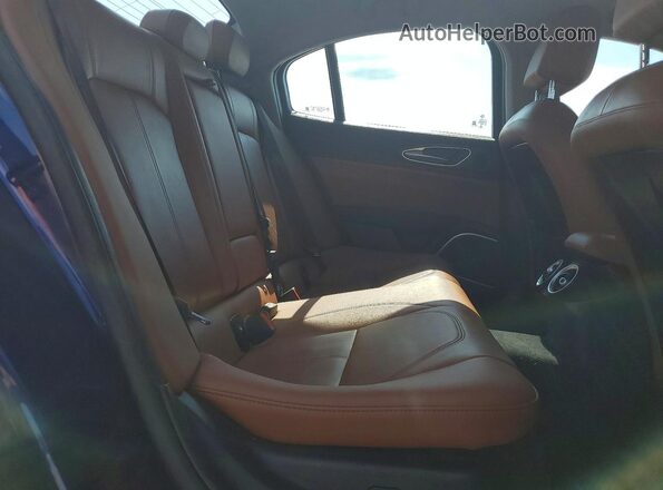 ZARFAMBN6L7632459 2020 ALFA ROMEO GIULIA Blue Rear seats view