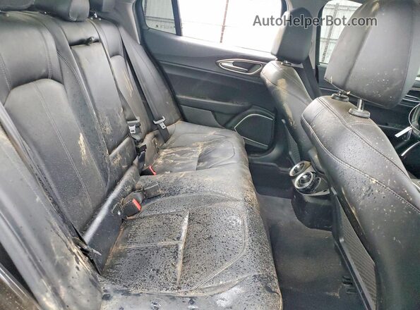 ZARFAMBN6M7646069 2021 ALFA ROMEO GIULIA Black Vista de los asientos traseros