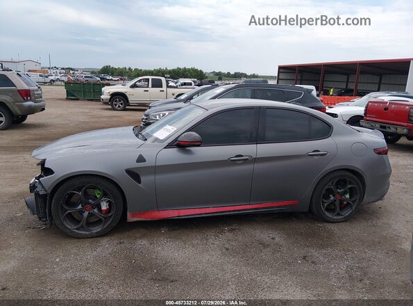 ZARFAMEV9K7613138 2019 ALFA ROMEO GIULIA Gray 
