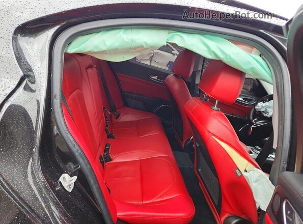 ZARFANAN1L7635163 2020 ALFA ROMEO GIULIA Black Widok tylnych siedzeń