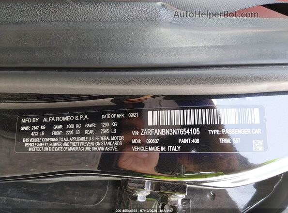 ZARFANBN3N7654105 2022 ALFA ROMEO GIULIA Black Vista del compartimento del motor