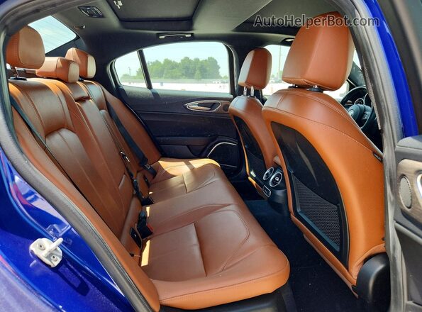 ZARFANBN6P7670477 2023 ALFA ROMEO GIULIA Blue Rear seats view