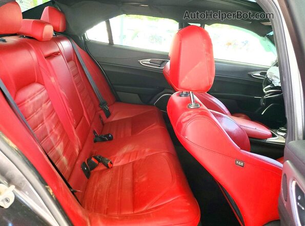 ZARFANBN8N7654116 2022 ALFA ROMEO GIULIA Gray Widok tylnych siedzeń