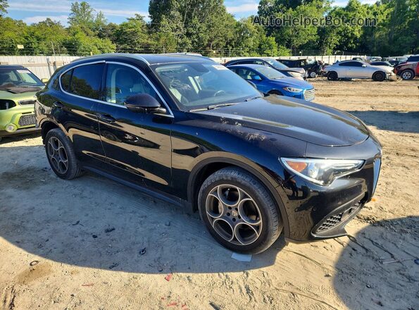 ZASFAKAN0J7B70291 2018 ALFA ROMEO STELVIO Black Front right