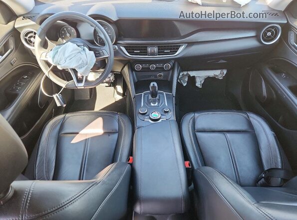 ZASFAKAN4J7B78197 2018 ALFA ROMEO STELVIO Silver Вид панелі приладів