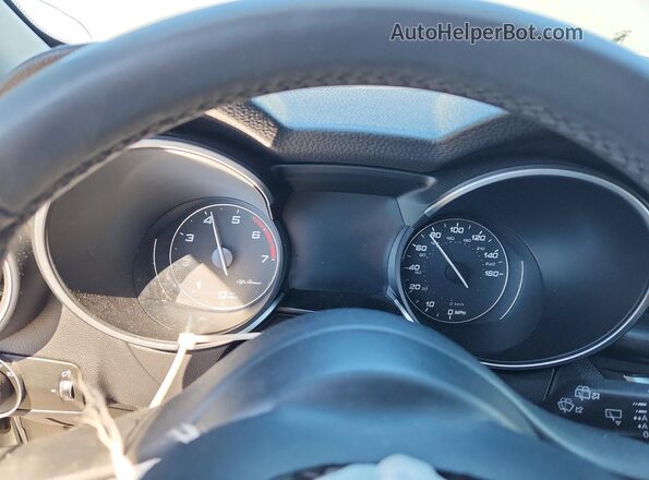ZASFAKAN4J7B78197 2018 ALFA ROMEO STELVIO Silver Вид щитка приладів