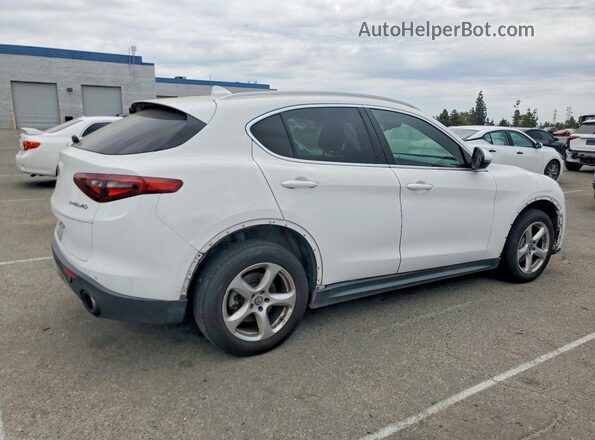 ZASFAKAN8J7B76761 2018 ALFA ROMEO STELVIO Белый Задняя правая четверть