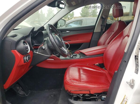 ZASFAKAN8J7B76761 2018 ALFA ROMEO STELVIO Белый Вид салона спереди