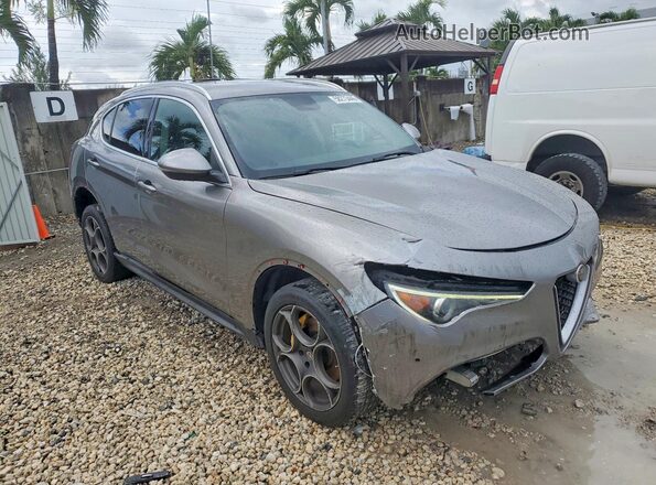 ZASFAKANXJ7B82786 2018 ALFA ROMEO STELVIO Серебряный Передняя правая четверть