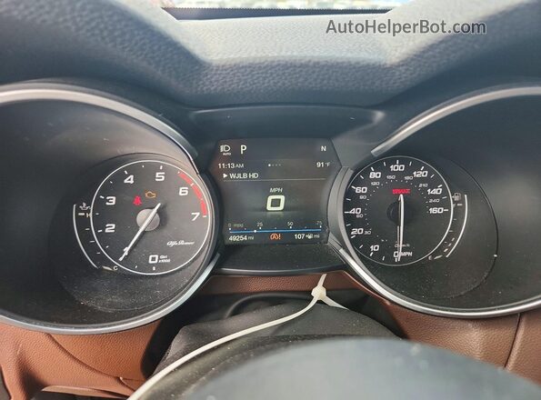 ZASFAKBN3J7B84443 2018 ALFA ROMEO STELVIO White ხელსაწყოთა პანელის ხედი