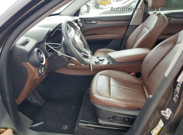 ZASFAKBN3J7C27954 2018 ALFA ROMEO STELVIO Brown წინა სალონის ხედი