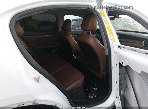 ZASFAKBN8J7B80694 2018 ALFA ROMEO STELVIO White Вид наклейки з VIN-кодом