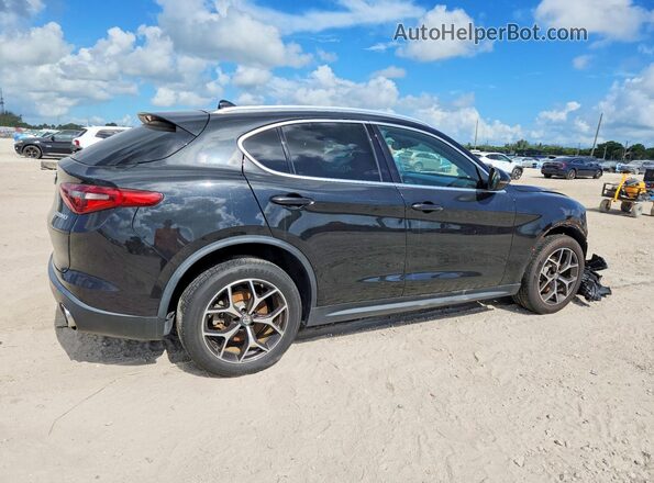 ZASFAKBN8J7C24273 2018 ALFA ROMEO STELVIO Black Tył prawy