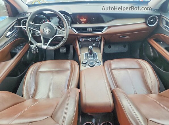 ZASFAKBN8J7C24273 2018 ALFA ROMEO STELVIO Black Widok deski rozdzielczej