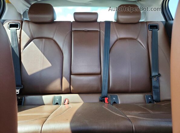 ZASFAKBN8J7C24273 2018 ALFA ROMEO STELVIO Black Widok tylnych siedzeń