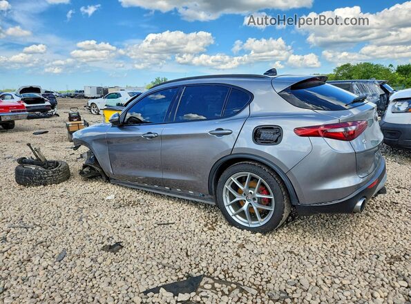 ZASFAKNN3J7C10647 2018 ALFA ROMEO STELVIO Серебряный Задняя левая четверть