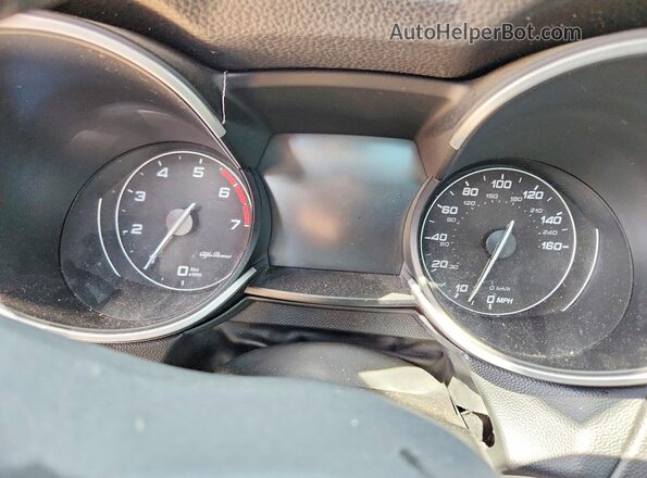 ZASFAKNN3J7C10647 2018 ALFA ROMEO STELVIO Серебряный Вид щитка приборов