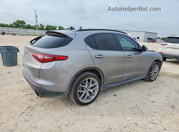 ZASFAKNN8J7B80173 2018 ALFA ROMEO STELVIO Серый Задняя правая четверть