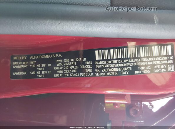 ZASFAKNN9J7B98875 2018 ALFA ROMEO STELVIO Red Vista del compartimento del motor